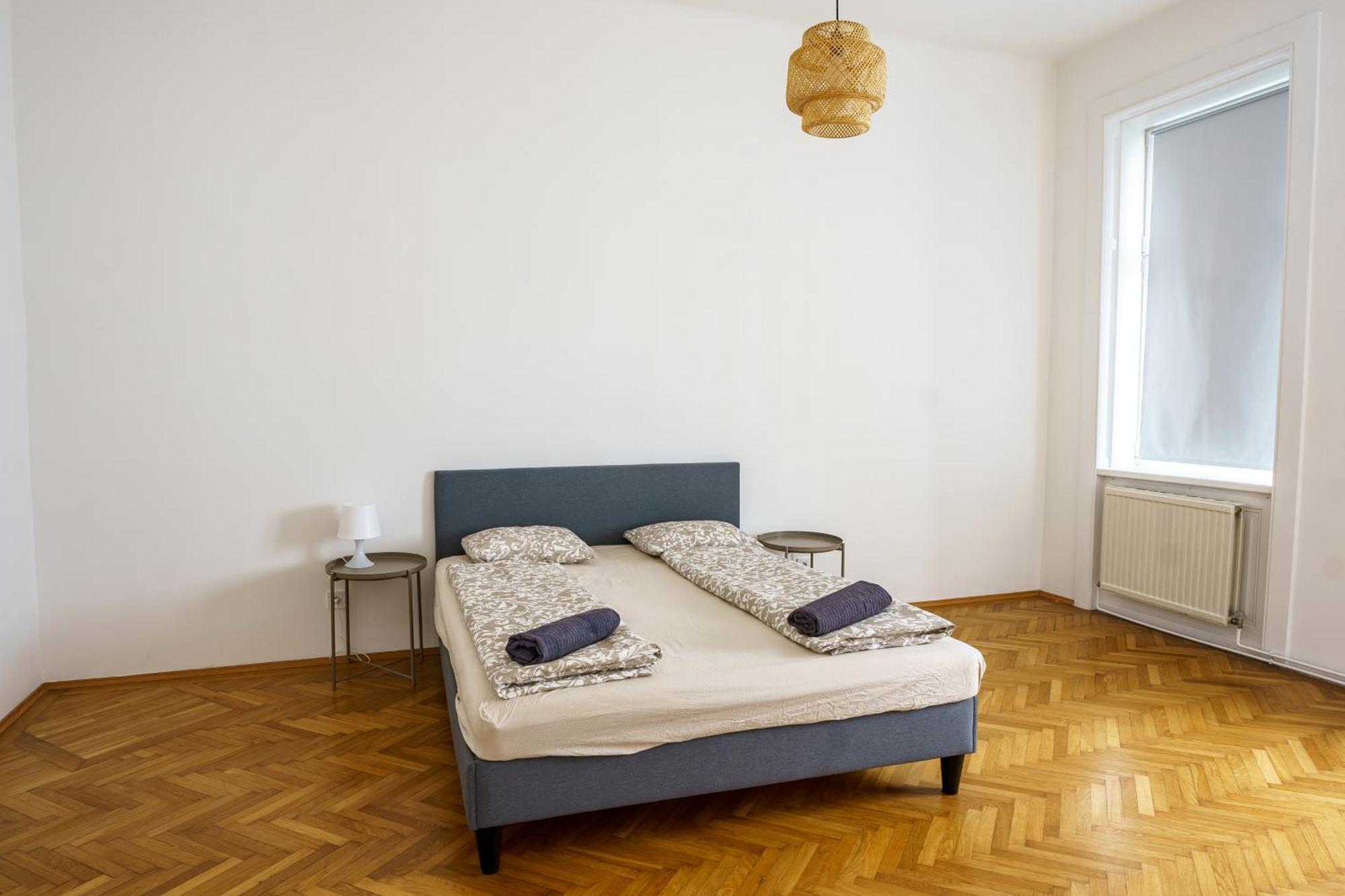 Central Living Apartments - Belvedere Виена Екстериор снимка